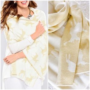 reversible ivory and gold reindeer scarf nwot